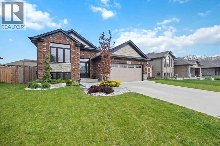 Photo de la propriété:  310 Lexington Boulevard  ON N0N 1G0 