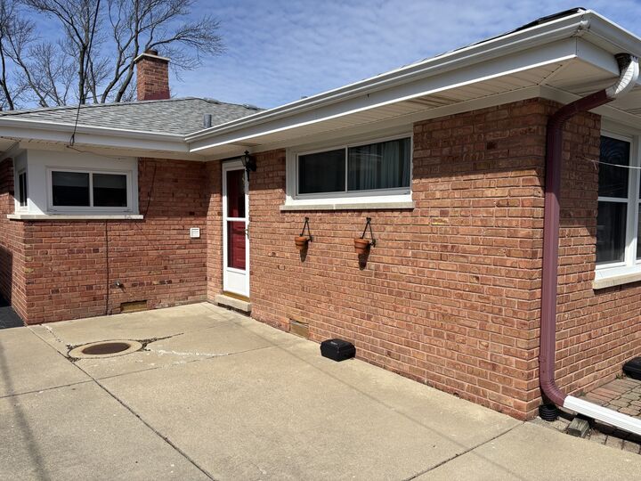 Property Photo: 8303 N Washington Street IL 60714