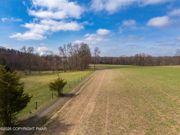 Property Photo:  151 Sunrise Boulevard  PA 18343 