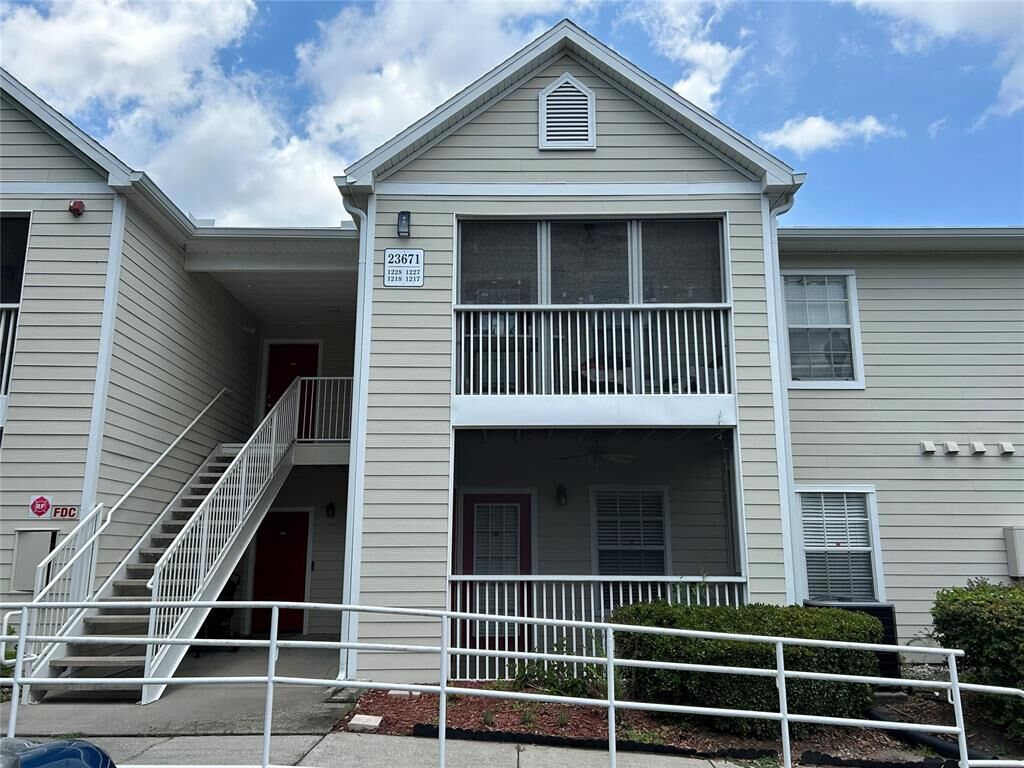 Property Photo:  23671 Bahama Point  FL 32034 