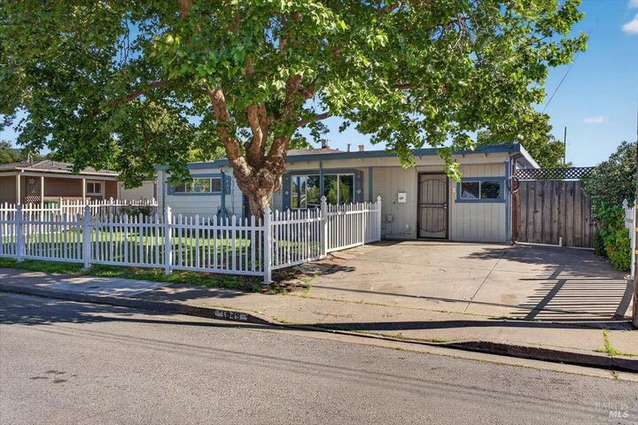 Property Photo:  1048 San Clemente Drive  CA 95404 