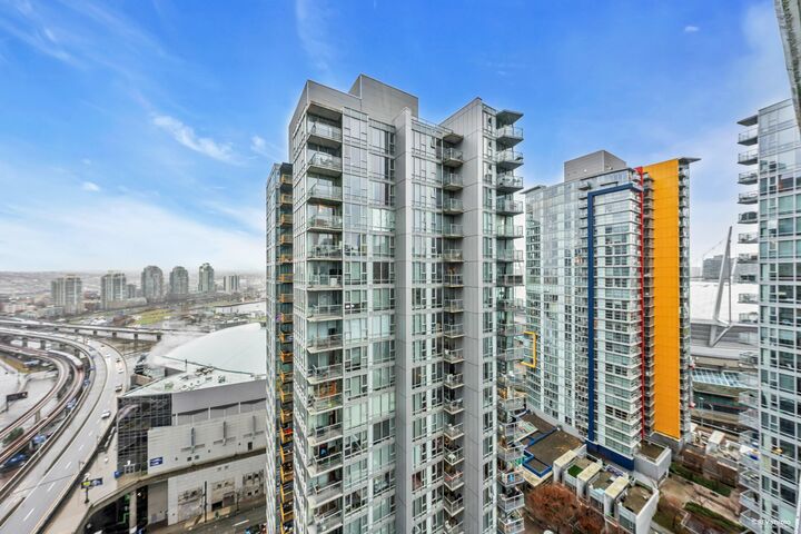 Property Photo: 602 Citadel Parade 2301 BC V6B 1X2