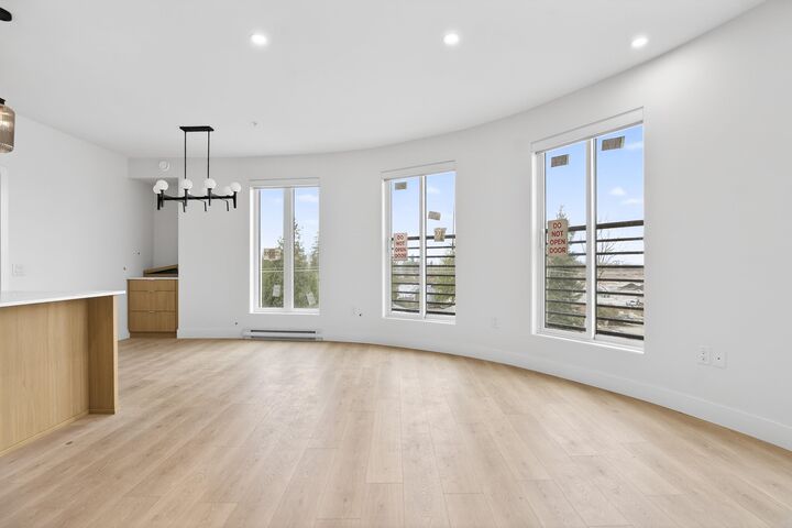 Property Photo: 46185 Thomas Road 503 BC V2R 6H3
