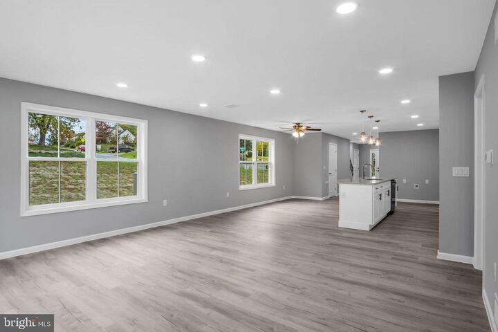 Property Photo:  1500 Embassy Dr B  PA 17109 