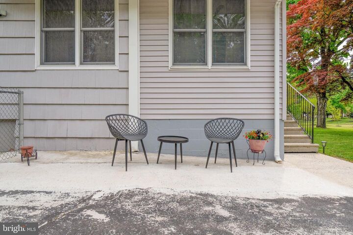 Property Photo:  1786 Washington Avenue  NJ 08361 