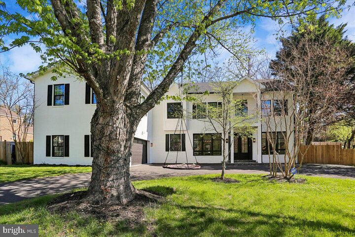 Property Photo:  9925 Conestoga Way  MD 20854 