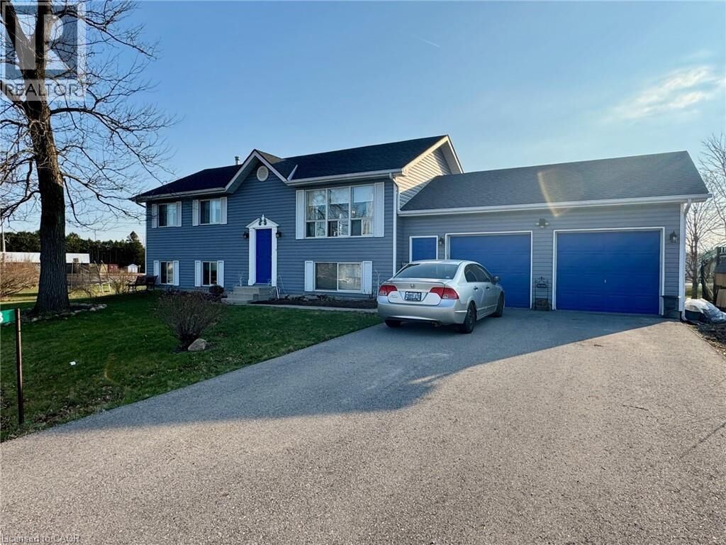 Property Photo:  13 Hawtrey Road  ON N4B 2W5 