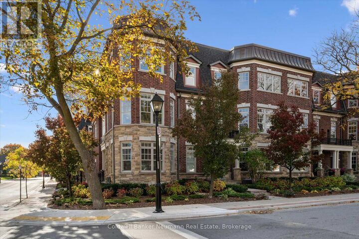 Property Photo:  2061 Maria Street 10  ON L7R 0B5 