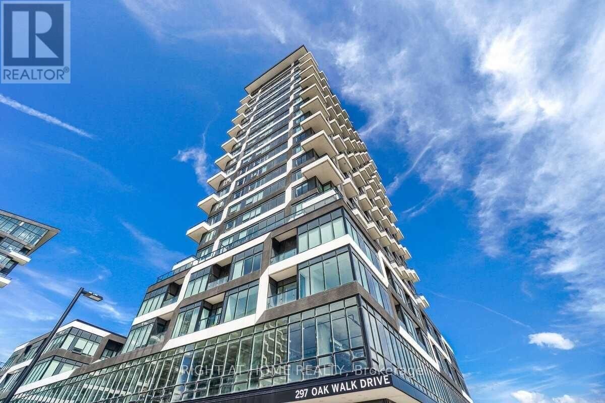 Property Photo:  297 Oak Walk Drive 307  ON L6H 3R6 