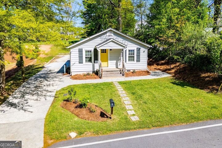 Property Photo:  414 Chestnut Street  GA 30110 