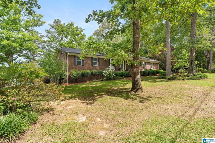 Property Photo: 10 Seddon Point AL 35128