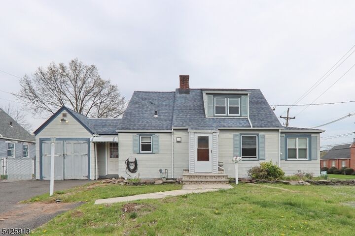 Property Photo:  2 Mohawk Dr  NJ 07016 