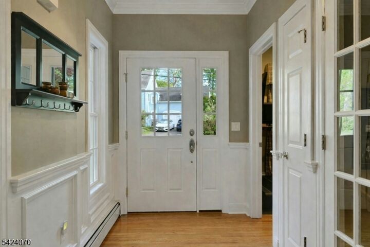 Property Photo:  6 Yorke Rd  NJ 07046 