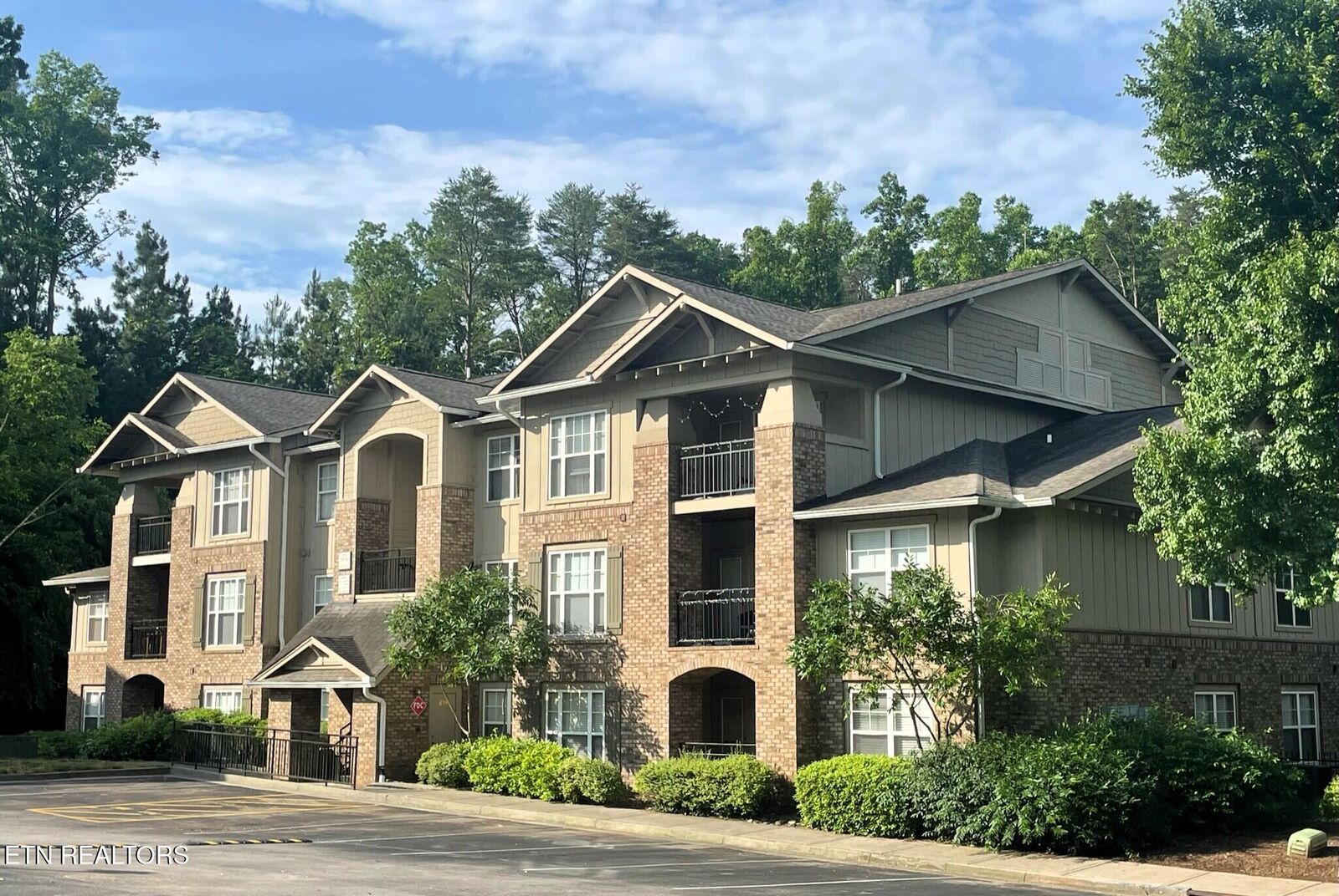 Property Photo:  3930 Cherokee Woods Way 102  TN 37920 