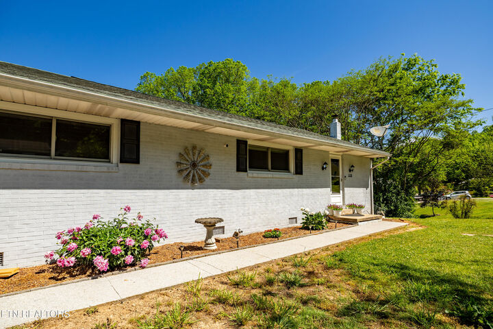 Property Photo:  1378 Byrd Circle  TN 37763 