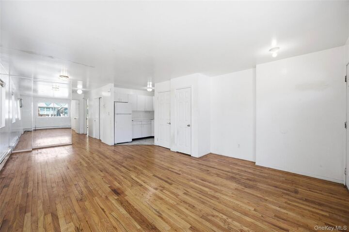 Property Photo:  16914 144th Road  NY 11434 