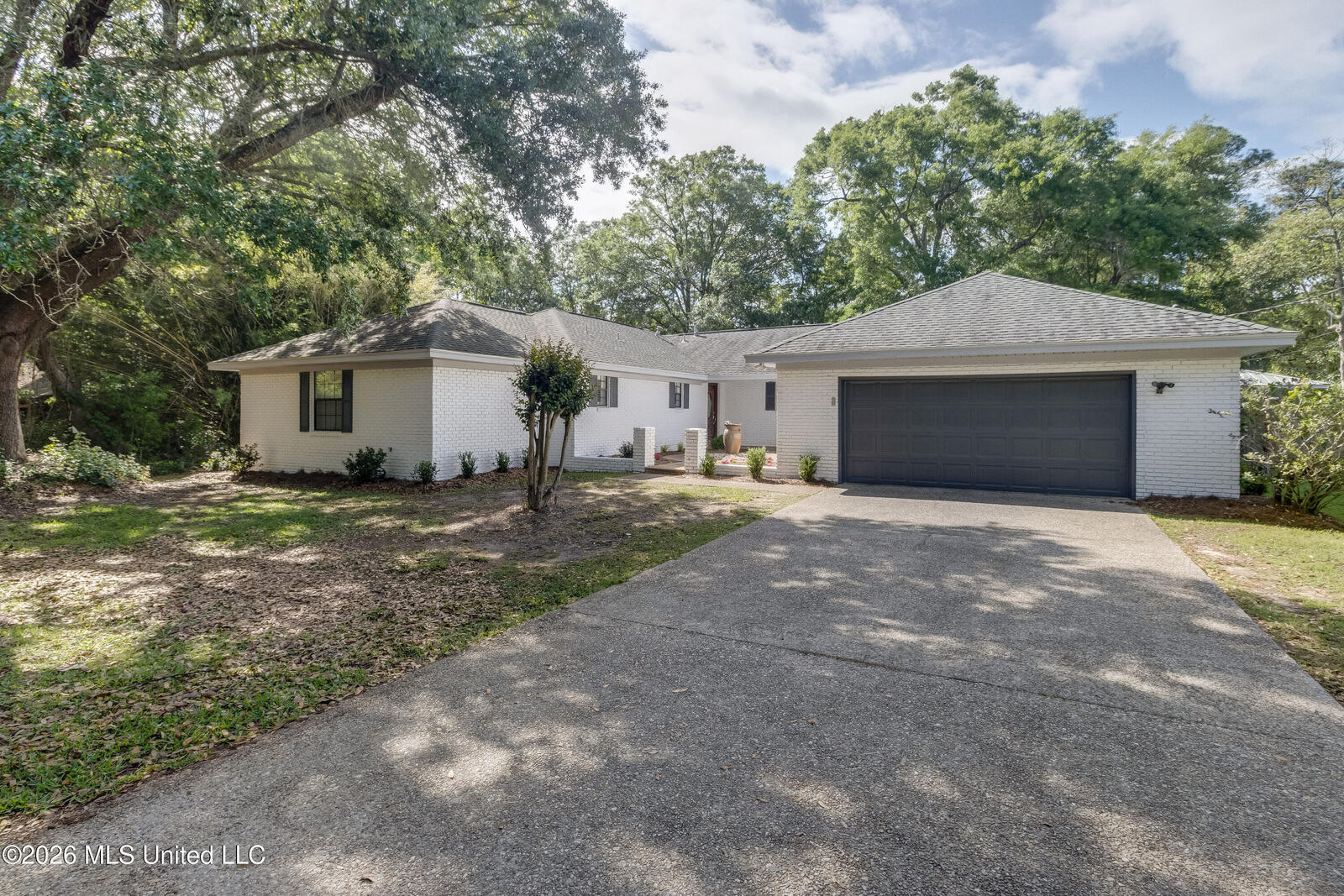 Property Photo:  7 Keyser Lane  MS 39507 