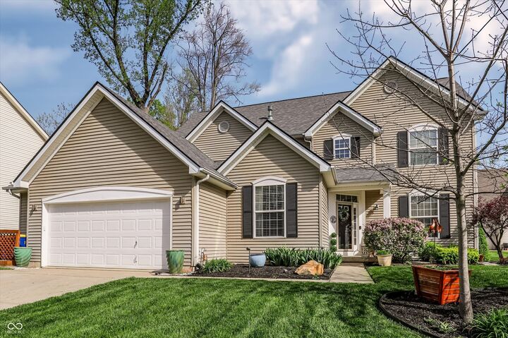 Property Photo: 10328 Ridge Line Court IN 46236