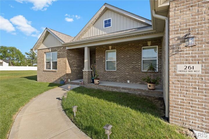 Property Photo:  261 Emerald Way  IL 62040 
