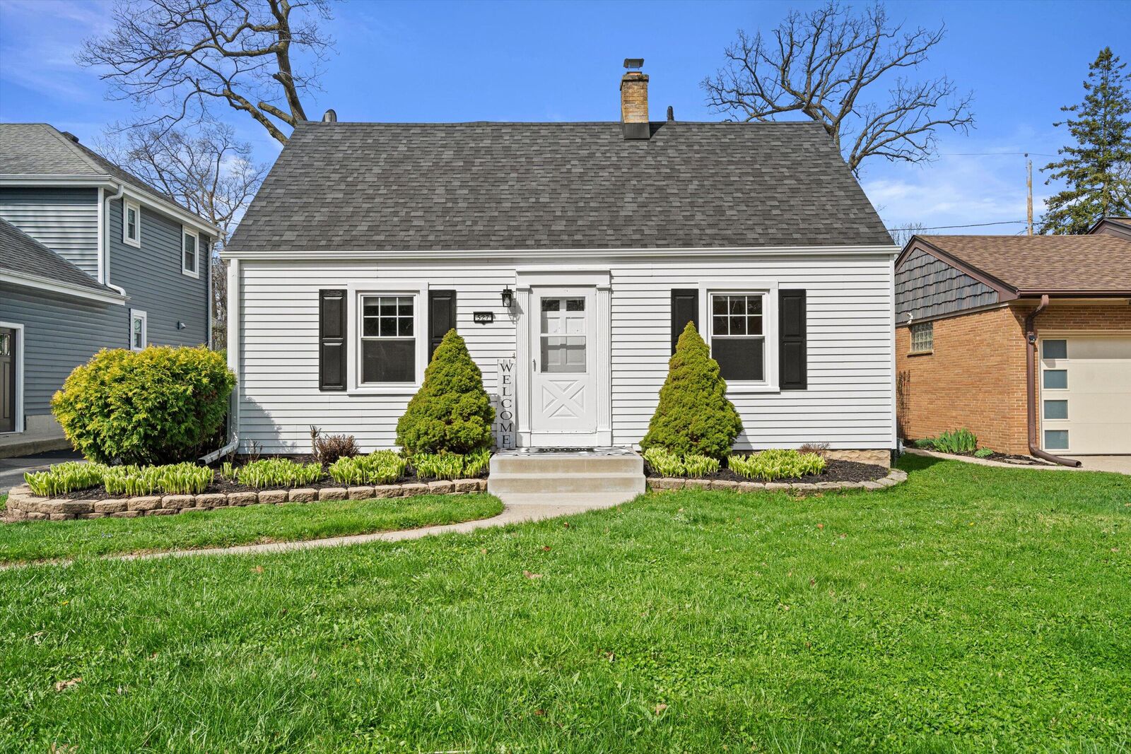 Property Photo:  527 N 114th St  WI 53226 