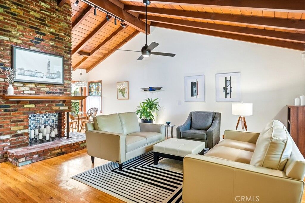 Property Photo:  11656 Margate Street  CA 91601 