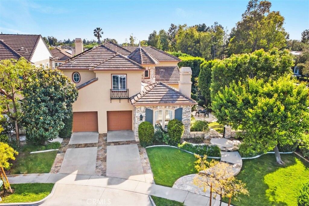 Property Photo:  36 Walnut Creek  CA 92602 