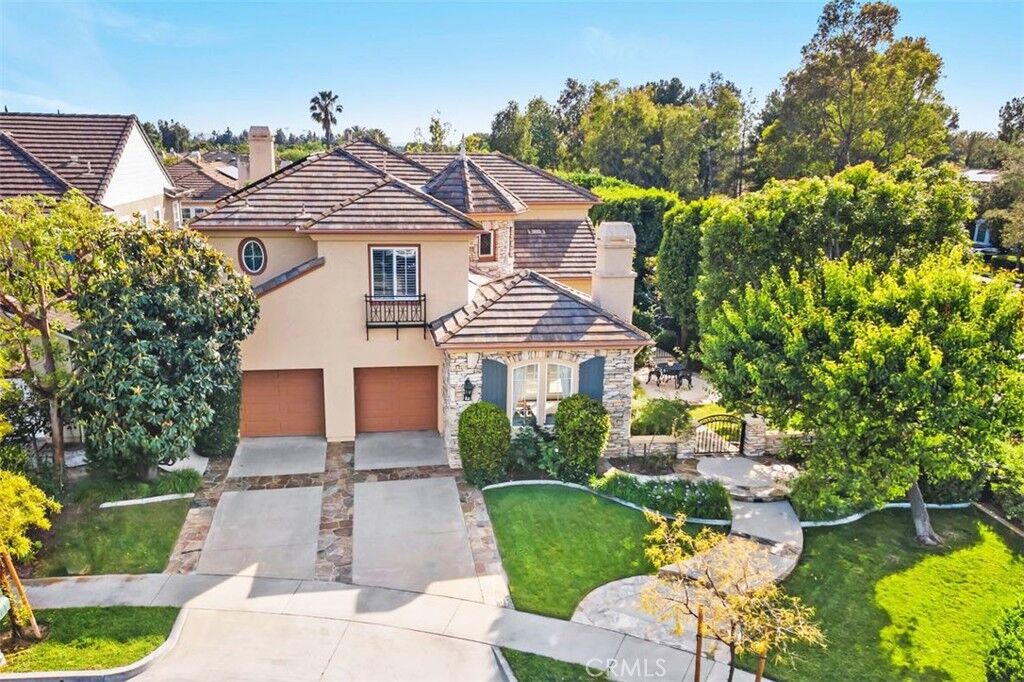 Property Photo:  36 Walnut Creek  CA 92602 