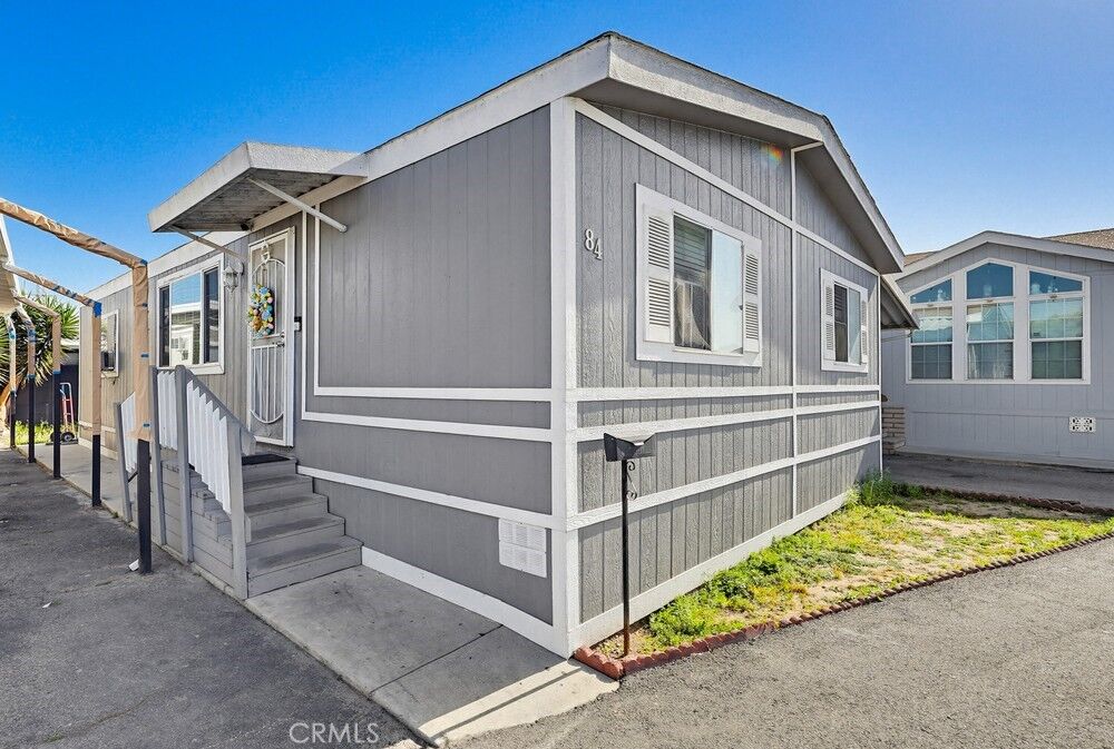 Property Photo:  7101 Rosecrans E 84  CA 90723 