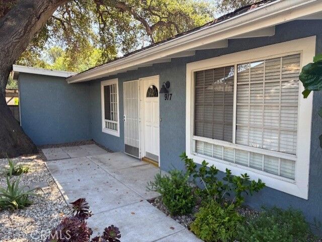 Property Photo:  917 Oak Avenue  CA 91010 