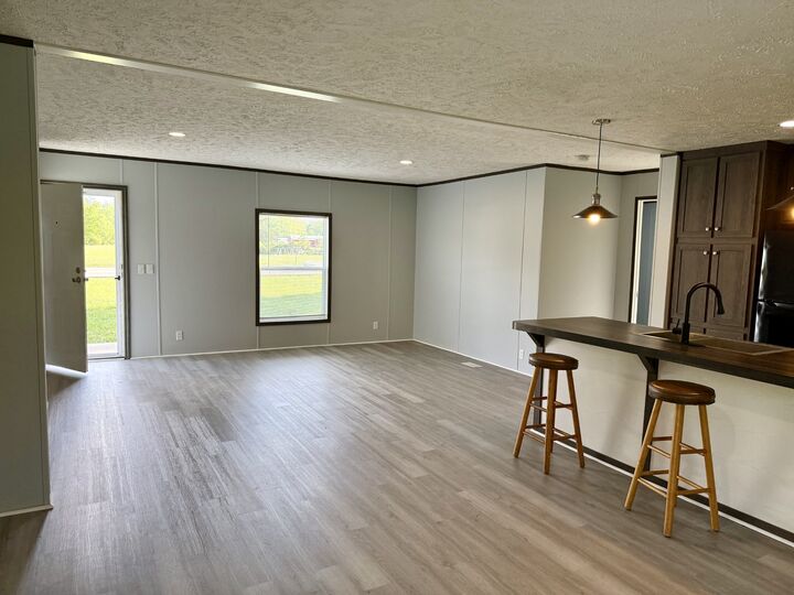 Property Photo:  532 Pointe Ln  TN 37083 