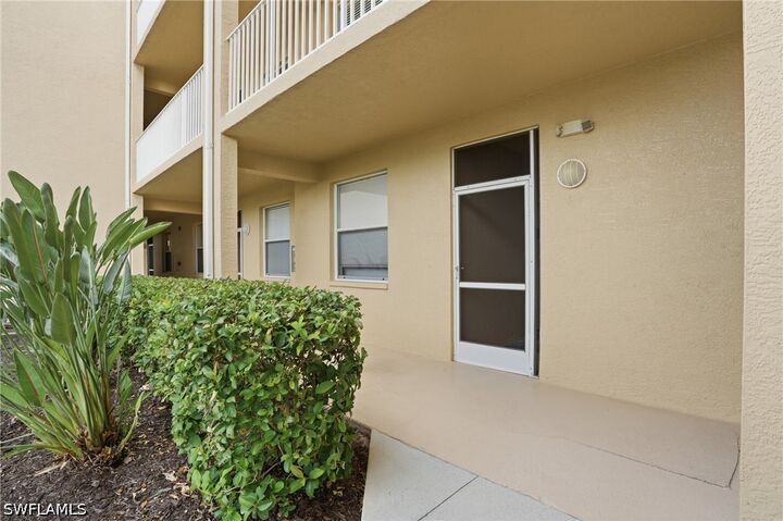 Property Photo:  8600 Cedar Hammock Circle 1316  FL 34112 