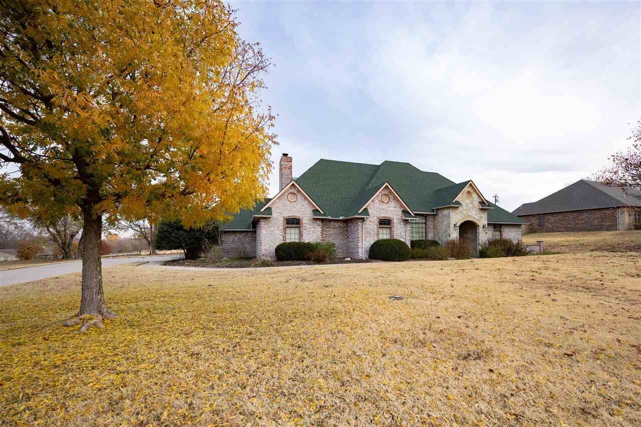 Property Photo:  2 Raintree  OK 74604 