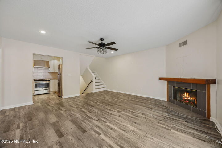 Property Photo:  4734 Gulfstream Court 9  FL 32034 