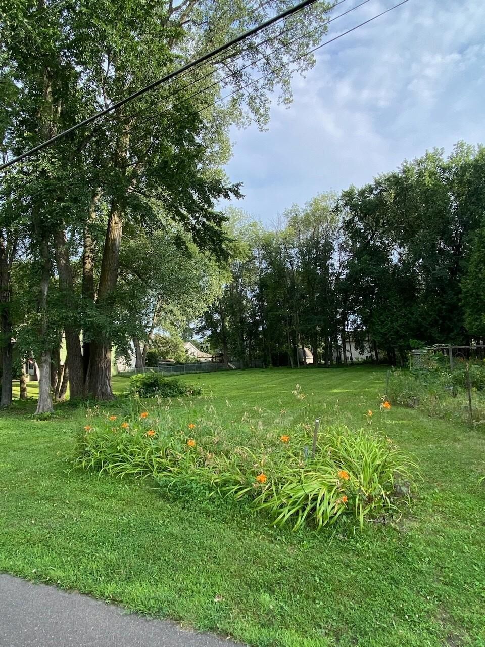 Property Photo:  954 15th Ave SE  MN 55025 