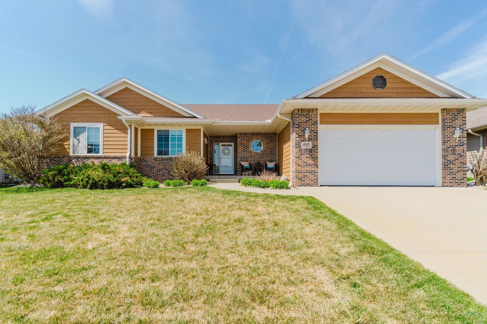 Property Photo:  4513 Deer Shadow Trl  IA 51106 