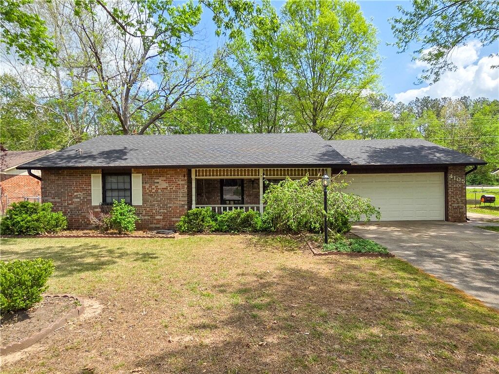 Property Photo:  4105 Quapaw Circle  AR 72764 