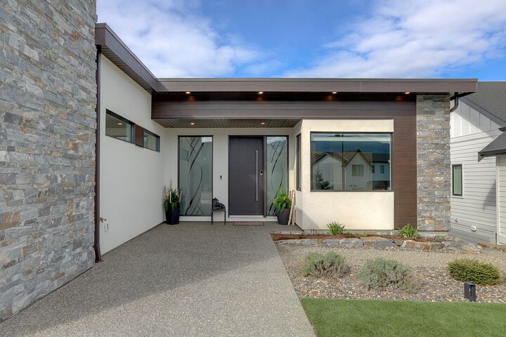 Property Photo: 912 Mt Griffin Road BC V1B 0A5