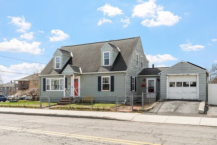 Property Photo:  189 Spruce St  MA 01453 