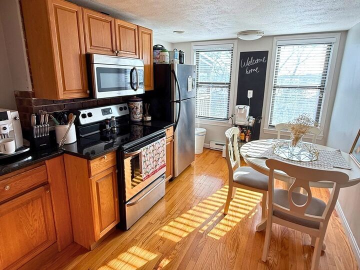 Property Photo:  265 Lexington Street 4  MA 02128 