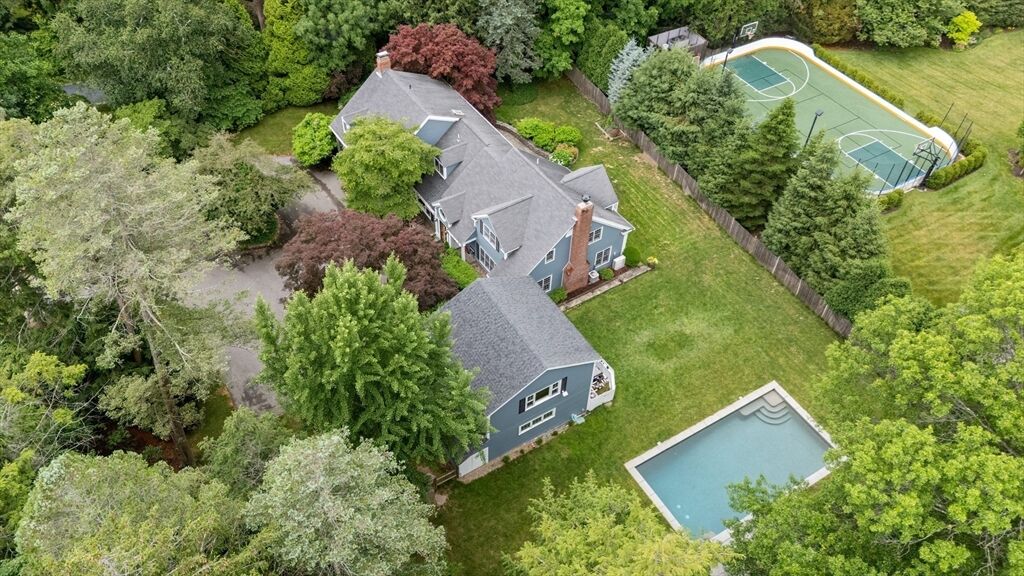 Property Photo:  191 Newton St  MA 02445 