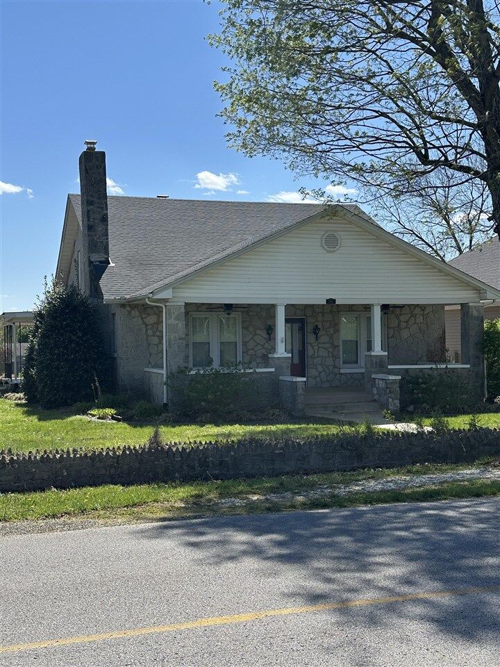 Property Photo:  765 Moorman Lane  KY 42101 