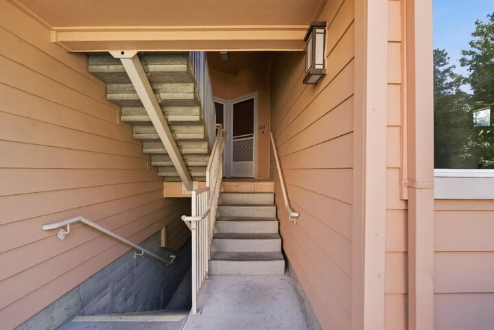 Property Photo:  5264 Borneo Circle  CA 95123 