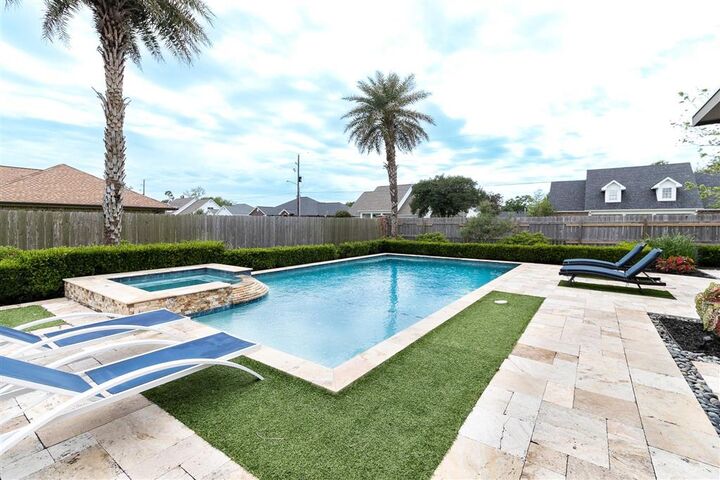 Property Photo: 2513 Cassie Lane LA 70605