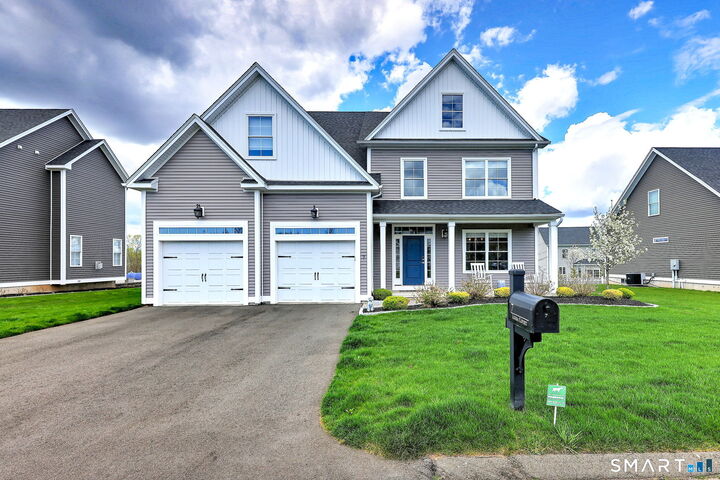 Property Photo:  7 Luisa Court  CT 06405 