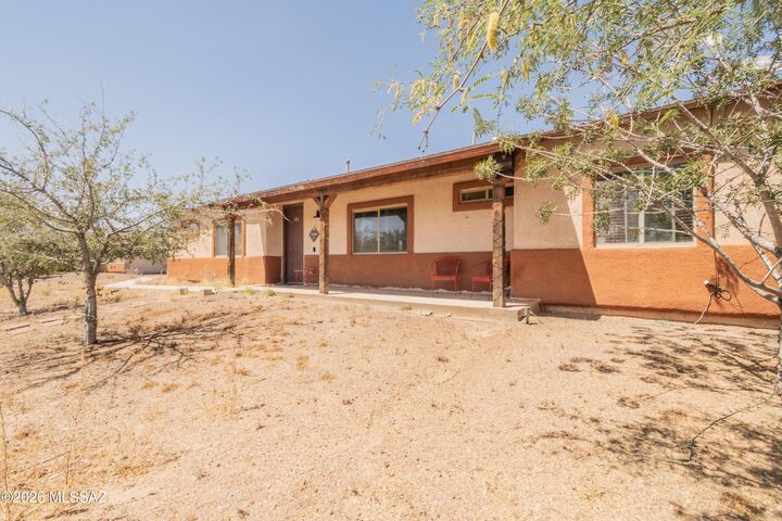 Property Photo: 16460 W Nic-Nac Way AZ 85653