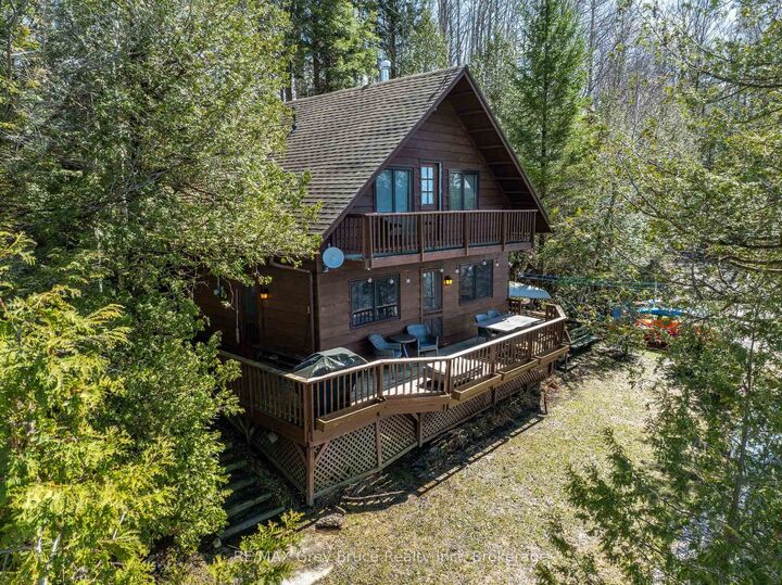 Property Photo: 148 Sunnyview Drive ON N0H 1A0