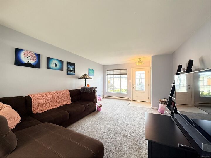 Property Photo: 2553 Kingcome Pl BC V0N 2R0