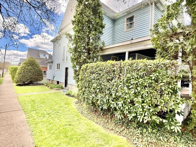 Property Photo:  20 Dartmouth Street  PA 16365 