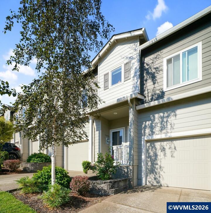 Property Photo:  5735 Karen Lynn Lp SE  OR 97306 