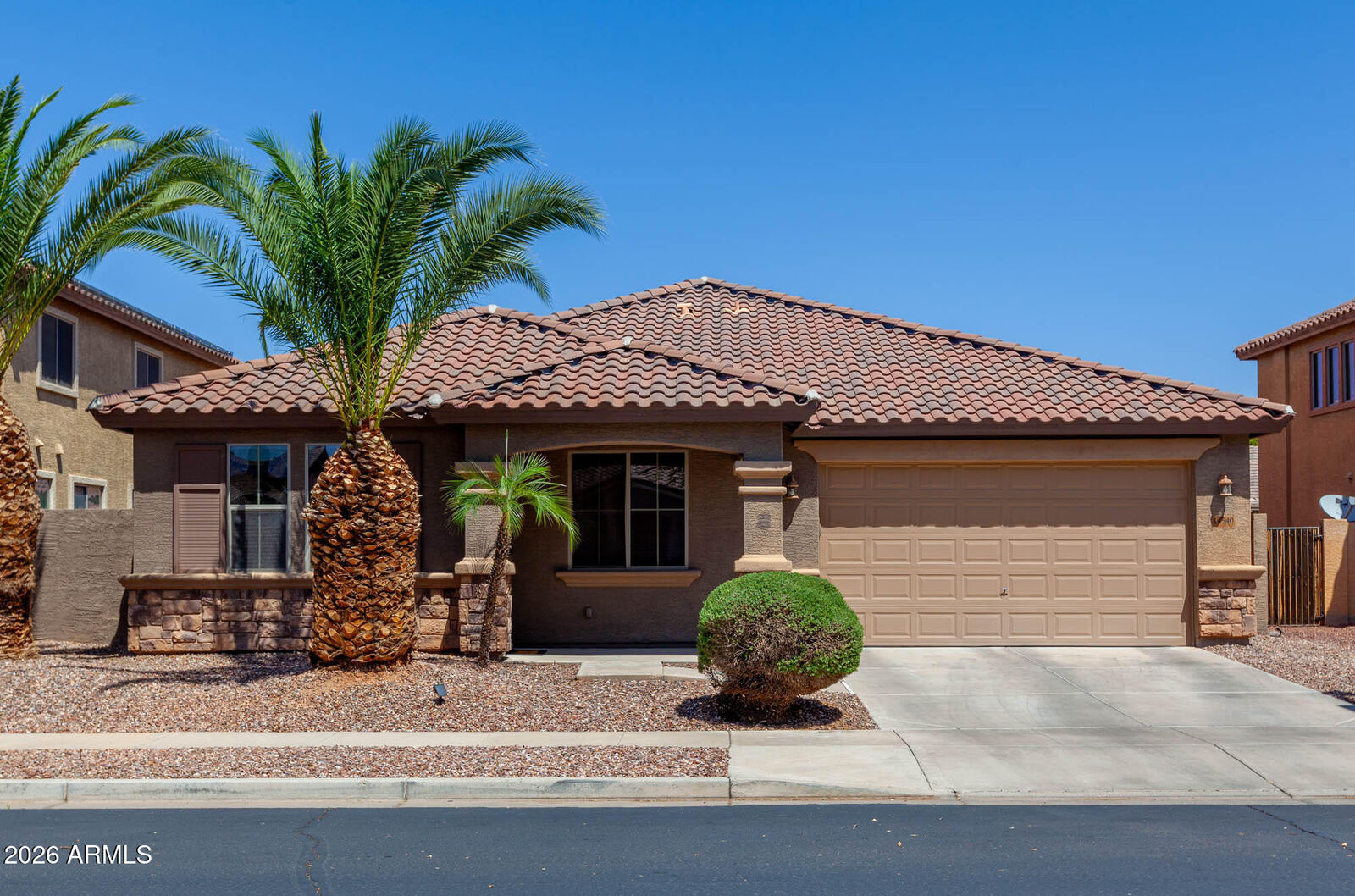 Property Photo:  14540 W Jenan Drive  AZ 85379 